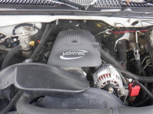 2005 Chevrolet Silverado 2500HD LS - - by dealer for sale in Des Moines, IA – photo 11