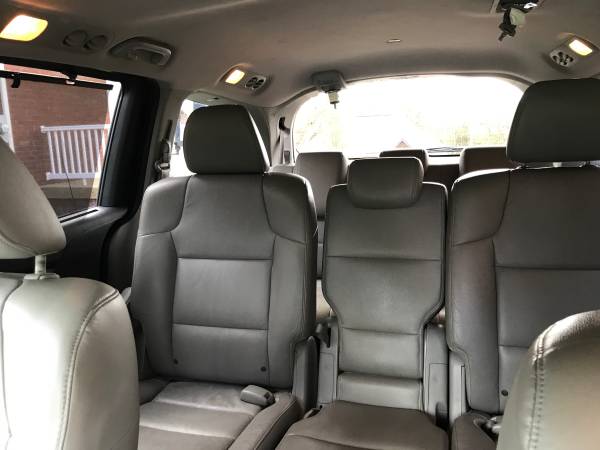 2011 Honda Odyssey EX-L Minivan - cars & trucks - by owner - vehicle... for sale in Prospect, KY – photo 15