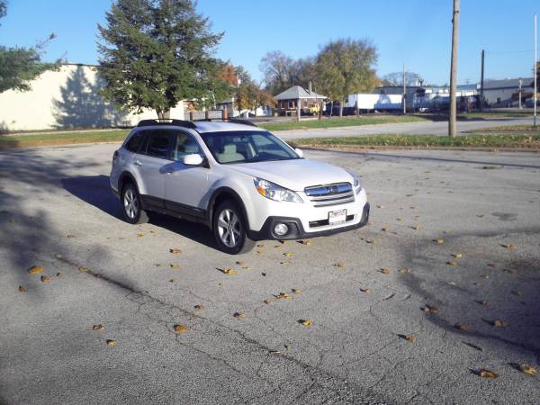2013 Subaru Outback - cars & trucks - by dealer - vehicle automotive... for sale in Chillicothe, IL – photo 3