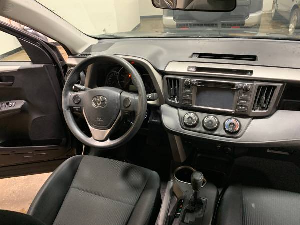 2016 Toyota Rav4 LE AWD Low Miles for sale in Saint Paul, MN – photo 10