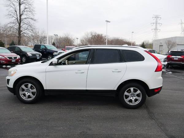 2011 Volvo Xc60 3.2 - cars & trucks - by dealer - vehicle automotive... for sale in Burnsville, MN – photo 3