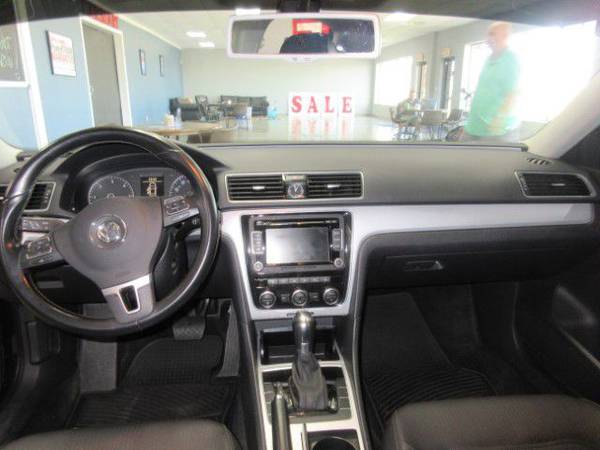 2012 Volkswagen Passat TDI SE - Try - - by dealer for sale in Jackson, MO – photo 18