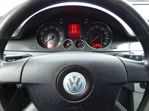 2007 Volkswagen Passat, 143K Miles, Leather, Very Sharp! for sale in Alexandria, ND – photo 14