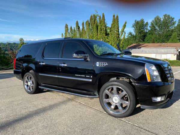 2007 CADILLAC ESCALADE ESV AWD...WELL MAINTAINED...BLACK / BLACK for sale in Mill Creek, WA – photo 2
