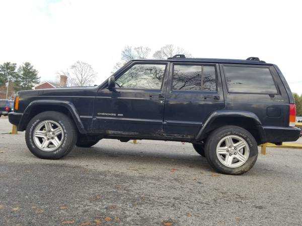 2001 Jeep Cherokee - cars & trucks - by owner - vehicle automotive... for sale in North Pembroke, MA – photo 2