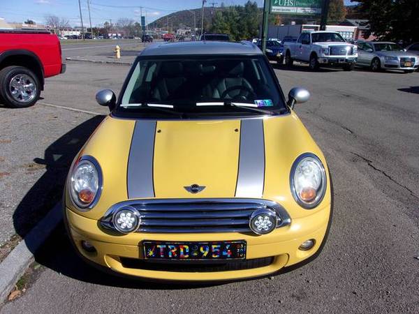 2009 MINI COOPER CLUBMAN FWD - cars & trucks - by dealer - vehicle... for sale in Vestal, NY – photo 2