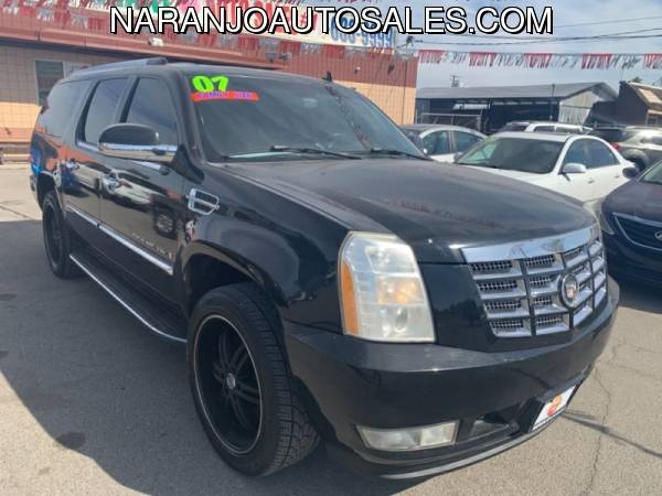 2007 Cadillac Escalade ESV AWD 4dr **** APPLY ON OUR WEBSITE!!!!**** for sale in Bakersfield, CA – photo 2
