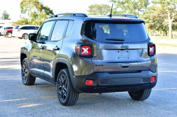 2018 Jeep Renegade Sport 4x4 4dr SUV 8,965 Miles for sale in Omaha, NE – photo 5