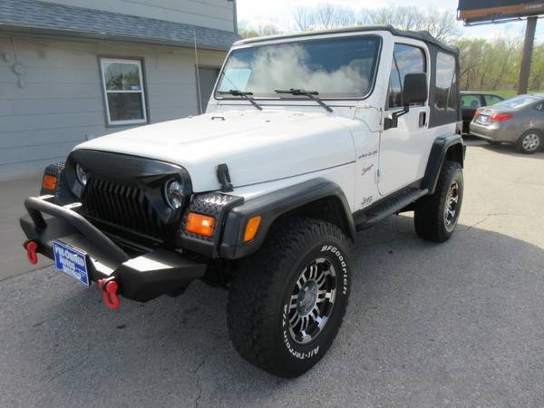 2002 Jeep Wrangler Sport 4WD - Automatic/Wheels/Low Miles - SHARP! for sale in Des Moines, IA – photo 2