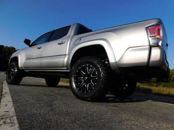 LIFTED 16 TOYOTA TACOMA LIMITED DOUBLE CAB 4X4 *SUNROOF* LOW MILES!!... for sale in KERNERSVILLE, SC – photo 8