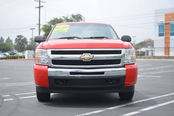 2011 Chevrolet Chevy Silverado 1500 LT Financing Available For All... for sale in Los Angeles, CA – photo 2