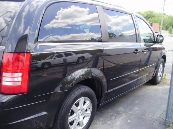 2008 Chrysler Town & Country 4dr Wgn Touring - cars & trucks - by... for sale in Imperial, MO – photo 2