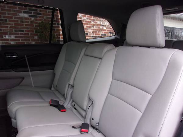 2016 Honda Pilot Touring AWD Seats-8, 71k Miles, 1 Owner, Loaded for sale in Franklin, ME – photo 11