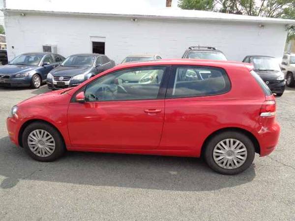 2011 Volkswagen Golf 2 Door 2.5L I5 F DOHC 20V - cars & trucks - by... for sale in Purcellville, District Of Columbia – photo 9