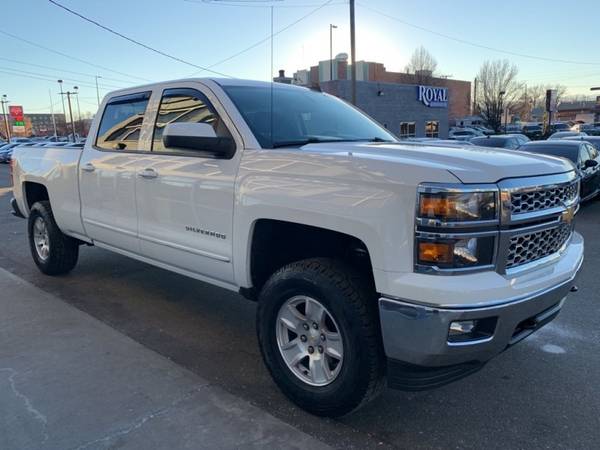 2015 Chevrolet Silverado 1500 4WD Crew Cab 143.5" LT w/1LT - cars &... for sale in Englewood, CO – photo 2