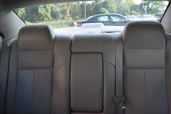 2006 CHRYSLER 300 TOURING V6 WITH LEATHER for sale in Greensboro, NC – photo 18