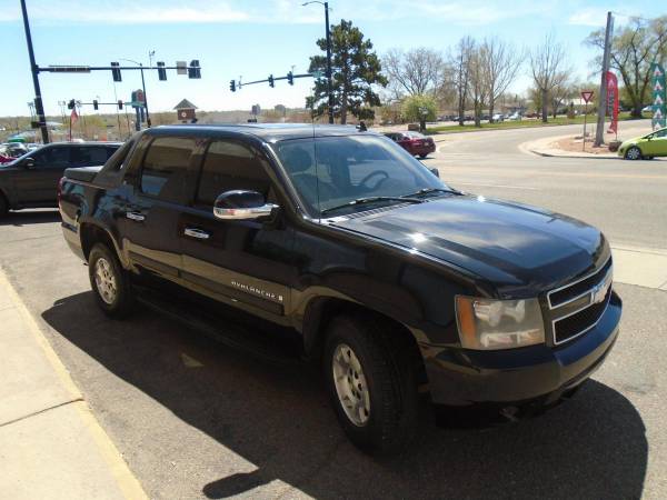 2007 Chevrolet Chevy Avalanche - - by dealer - vehicle for sale in Pueblo, CO – photo 5