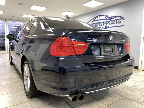 2010 BMW 3 Series 328i xDrive * Like New * $175/mo* Est. for sale in Streamwood, IL – photo 5