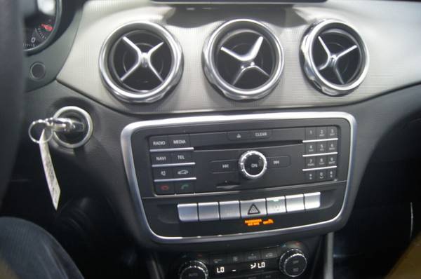 2018 Mercedes-Benz GLA GLA 250 GLA250 31K MILES LOADED WARRANTY BAD for sale in Carmichael, CA – photo 20