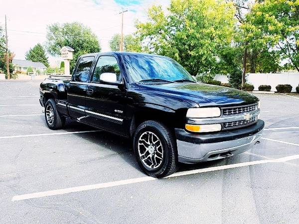 Reasonable offers will be considered.2001 Silverado - cars & trucks... for sale in Sioux City, IA – photo 2