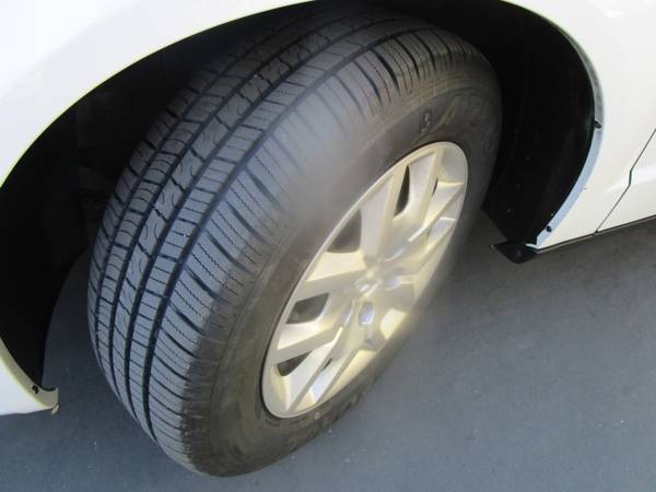 2015 RAM C/V - BRAND NEW TIRES - SHELVES - AC BLOWS ICE COL READY... for sale in Sacramento , CA – photo 19