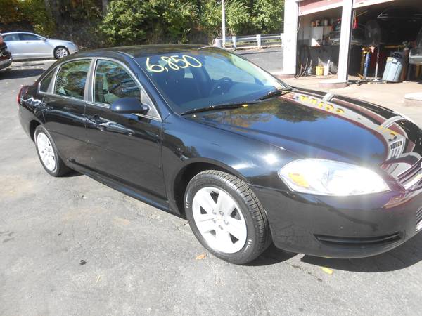 2011 CHEVY IMPALA - - by dealer - vehicle automotive for sale in Pittsburgh, PA – photo 3