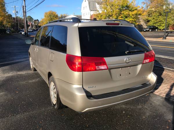 TOYOTA SIENNA LE - cars & trucks - by dealer - vehicle automotive sale for sale in West Hartford, CT – photo 2