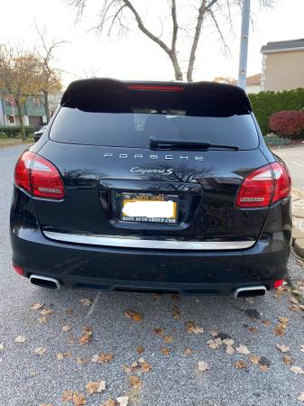 2011 Porsche Cayenne S - cars & trucks - by owner - vehicle... for sale in STATEN ISLAND, NY – photo 2