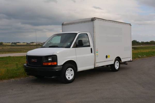 2012 GMC 3500 12ft Box Truck for sale in Peoria, IL – photo 2