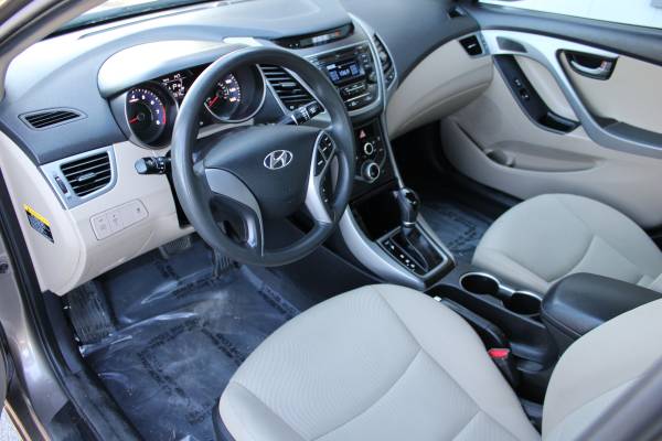 2015 Hyundai Elantra SE 4dr Sedan, Low Miles, Great on Gas - cars &... for sale in Omaha, NE – photo 9