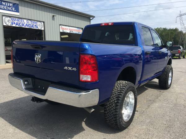 2018 RAM 1500 Crew Cab 6" Lifted In House! Custom 20's 35" Tires! for sale in Bridgeport, NY – photo 7