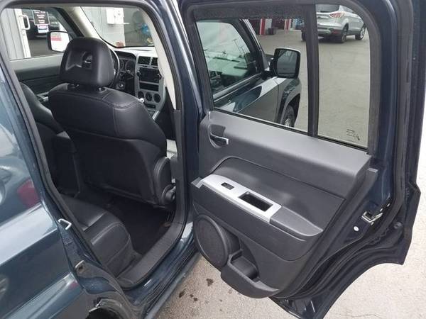 2008 Jeep Patriot Limited 4x4 4dr SUV w/CJ1 Side Airbag Package for sale in North Tonawanda, NY – photo 12