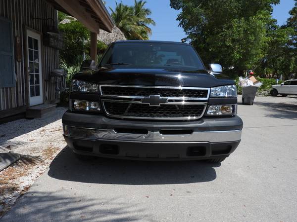 2007 Chevy Silverado Classic reg cab short bed pickup - cars & for sale in Key Largo, FL – photo 4