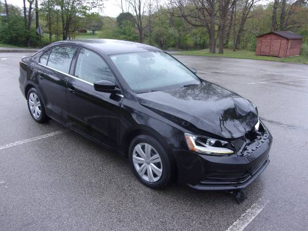 2017 Volkswagen Jetta 17, 000 Miles Rebuildable - - by for sale in Kittanning, PA – photo 7