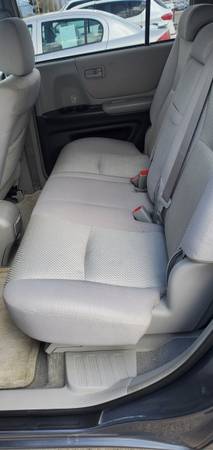 05 Toyota Highlander, like new 3rd seat for sale in Kalispell, MT – photo 7