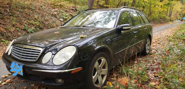 Mercedes Benz Wagon E500 AWD V8 3rd Row for sale in Sonyea, NY – photo 2