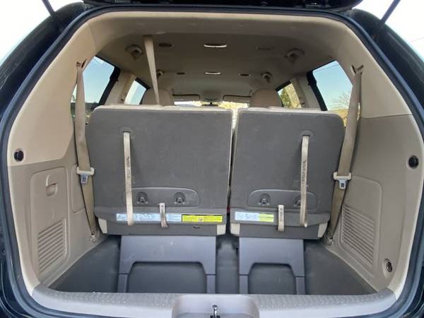 2012 Kia Sedona LX Minivan 4D - - by dealer - vehicle for sale in Dallas, OR – photo 8