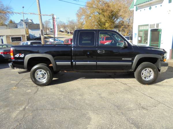2002 Chevrolet Silverado 2500HD LS 4dr Extended Cab 4WD SB - cars &... for sale in Burlington, WI – photo 5