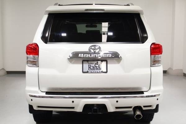 2011 Toyota 4Runner SR5 for sale in Pittsburgh, PA – photo 7