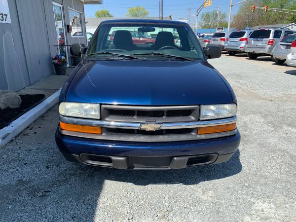 2003 Chevy S-10 LS LB - - by dealer - vehicle for sale in Warsaw, IN – photo 17