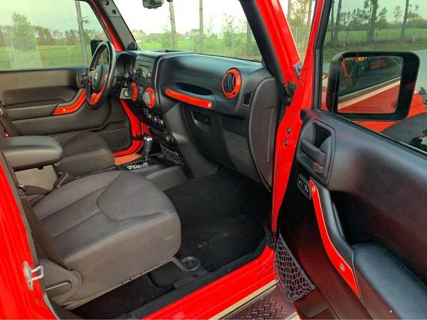 2013 Jeep Wrangler Unlimited JKU 4x4 - - by dealer for sale in Clermont, FL – photo 9
