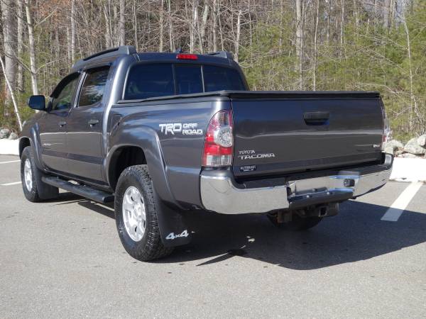 2015 Toyota Tacoma 4WD Double Cab V6 - - by dealer for sale in Derry, MA – photo 4
