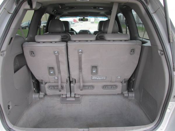 2010 Honda Odyssey EX-L (Clean/Loaded!)WE FINANCE! - cars & trucks -... for sale in Shakopee, MN – photo 11