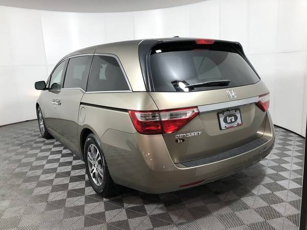 2012 Honda Odyssey Mocha Metallic ON SPECIAL - Great deal! for sale in Peabody, MA – photo 6
