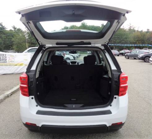 OPEN! 2017 Chevy Chevrolet Equinox LS AWD Loaded IPOD 1-Owner - cars... for sale in Hampton Falls, NH – photo 21