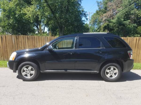 2005 Chevrolet equinox lt all wheel drive 104k miles runs great ac -... for sale in Columbus, OH – photo 2