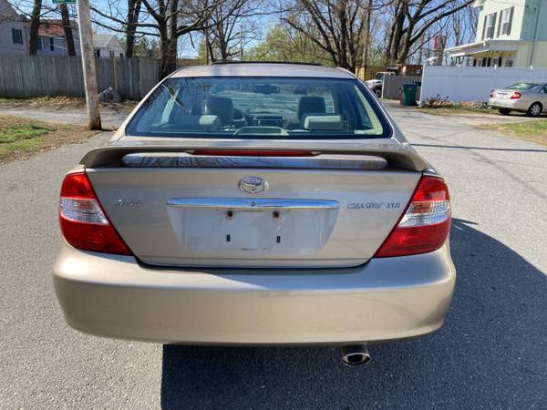 2004 Toyota Camry XLE 4dr Sedan, 90 DAY WARRANTY! for sale in LOWELL, RI – photo 4