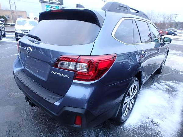 2018 Subaru Outback 2.5i Limited AWD - cars & trucks - by dealer -... for sale in Marquette, MI – photo 5