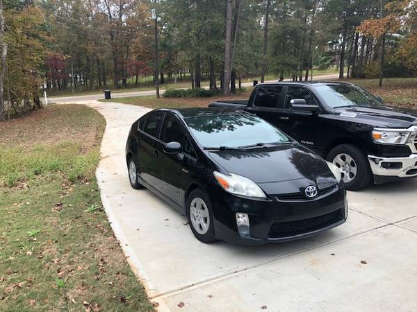 Toyota Prius For Sale - cars & trucks - by owner - vehicle... for sale in Milledgeville, GA – photo 2