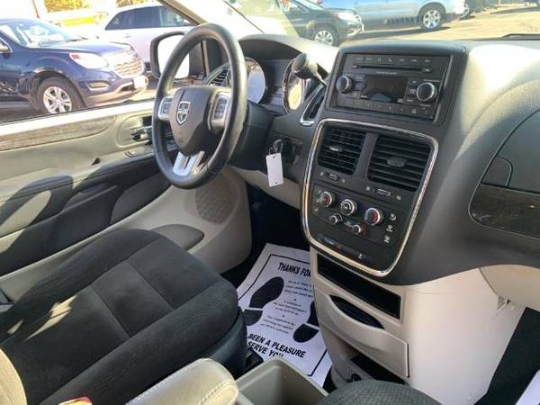 2016 Dodge Grand Caravan SE EASY FINANCING AVAILABLE - cars & trucks... for sale in Santa Ana, CA – photo 8